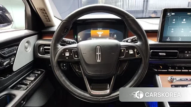 Lincoln Aviator 2nd generation 2020 Белый из Кореи, фото 4