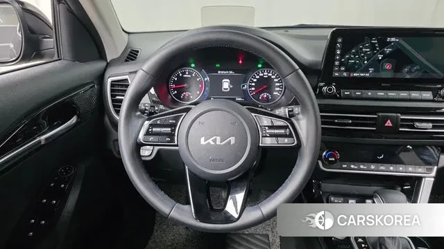 Kia Seltos 2021 Черный из Кореи, фото 4