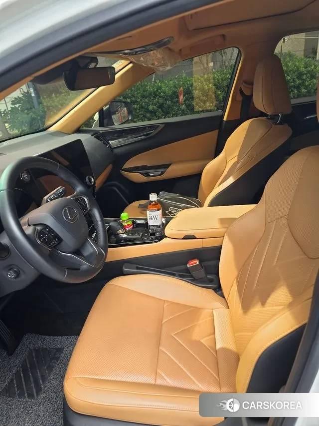 Lexus NX350h Second generation 2024 Белый из Кореи, фото 4