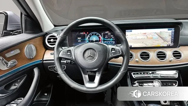 Mercedes-Benz E-Class W213 2018 Серый из Кореи, фото 4