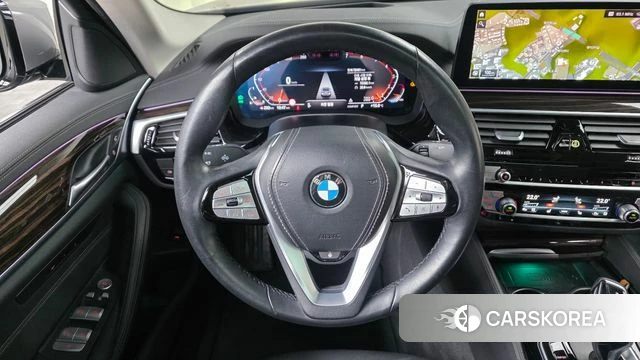 BMW 5 Series (G30) 2021 Серый из Кореи, фото 4