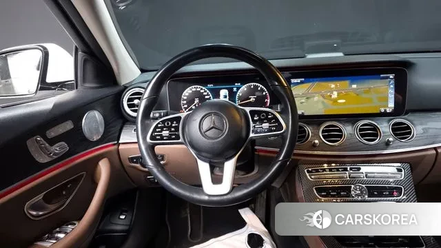 Mercedes-Benz E-Class W213 2018 Белый из Кореи, фото 4