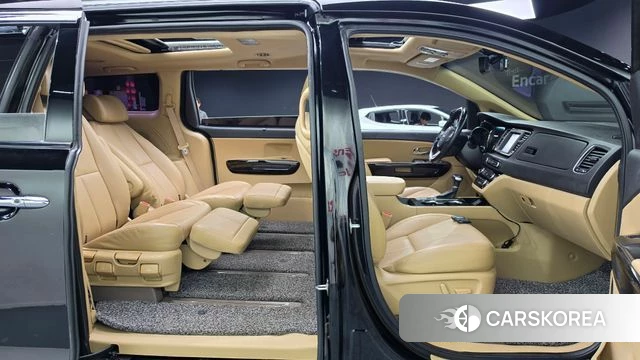 Kia The New Carnival 2018 Черный из Кореи, фото 4