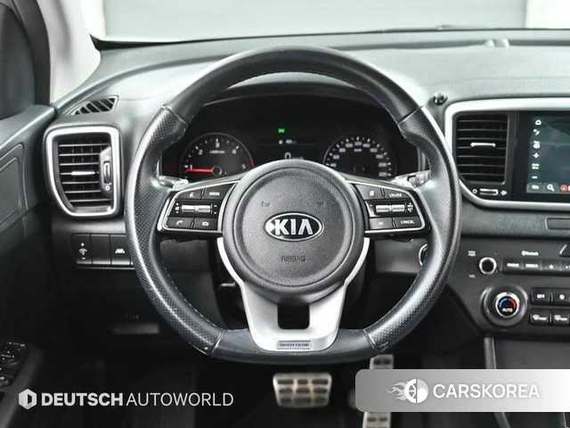 Kia Sportage The Bold 2021 Серебристо-серый из Кореи, фото 4