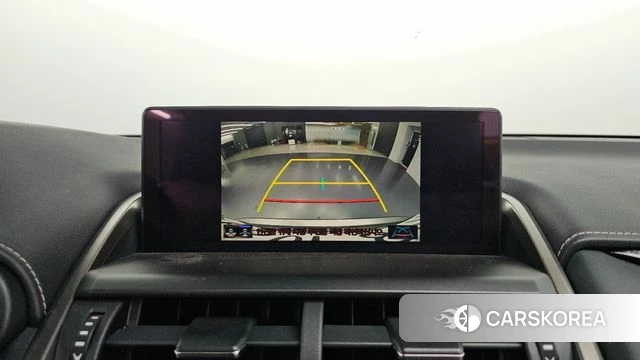 Lexus NX300h 2018 Серебряный из Кореи, фото 4