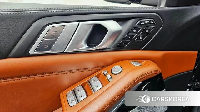 BMW X7 (G07) 2019 Черный из Кореи, фото 4