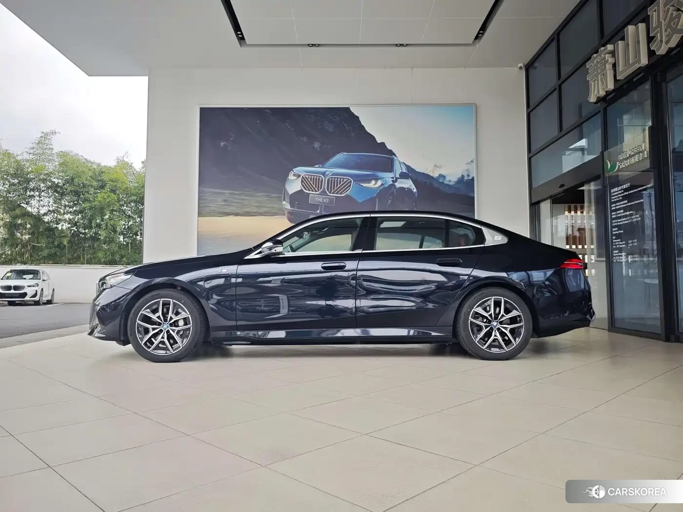 BMW i5 2025 Черный из Китая, фото 4