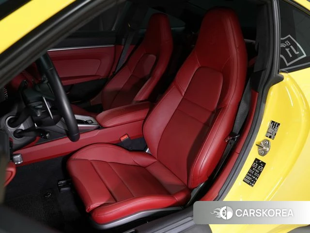 Porsche 911(992) 2020 Желтый из Кореи, фото 4