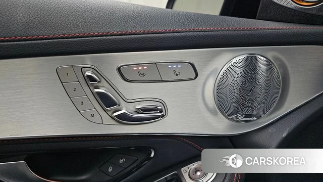 Mercedes-Benz GLC-Class X253 2019 Черный из Кореи, фото 4