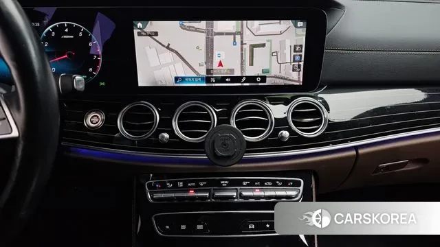 Mercedes-Benz E-Class W213 2021 Черный из Кореи, фото 4