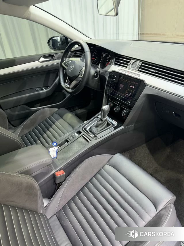 Volkswagen Magotan 2022 Черный из Китая, фото 4