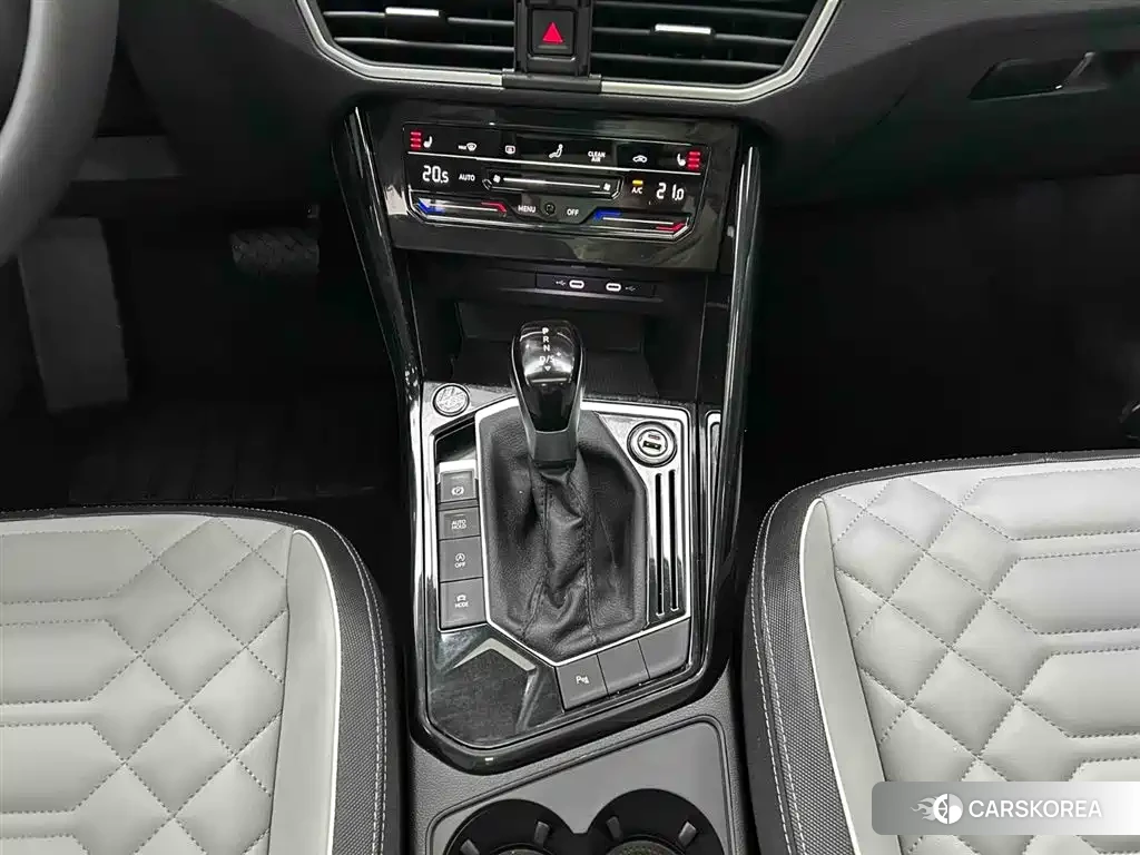 Volkswagen Tayron 2022 Черный из Китая, фото 4