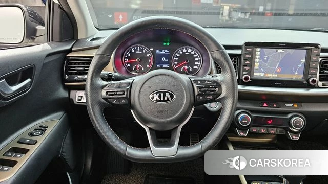 Kia Stonic 2018 Белый из Кореи, фото 4