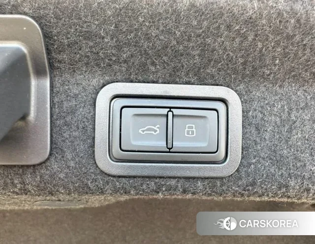 Audi A6 (C8) 2023 Белый из Кореи, фото 4