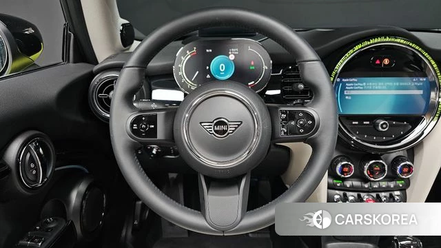 Mini Cooper S 2023 Желтый из Кореи, фото 4