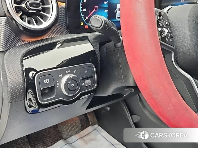 Mercedes-Benz A-Class W177 2022 Белый из Кореи, фото 4