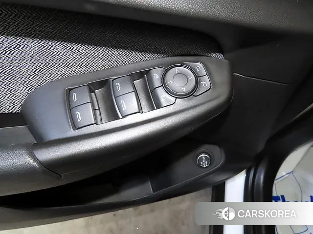 Chevrolet (GM Daewoo) Trailblazer 2022 Белый из Кореи, фото 4