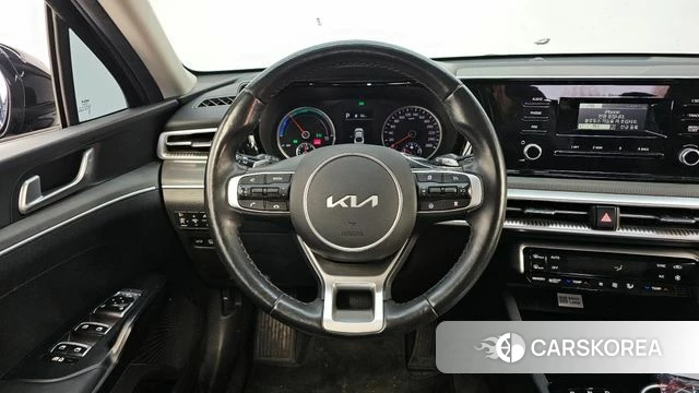 Kia K5 Hybrid 3rd Generation 2023 Черный из Кореи, фото 4