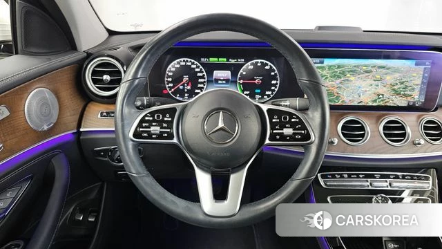Mercedes-Benz E-Class W213 2019 Белый из Кореи, фото 4
