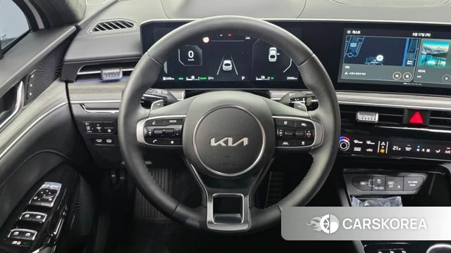 Kia The New K5 Hybrid 3rd generation 2025 Белый из Кореи, фото 4