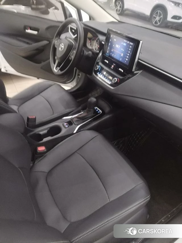 Toyota Corolla 2022 Белый из Китая, фото 4