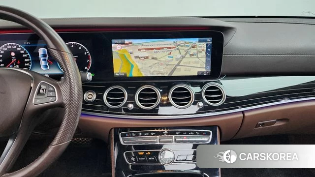 Mercedes-Benz E-Class W213 2018 Черный из Кореи, фото 4