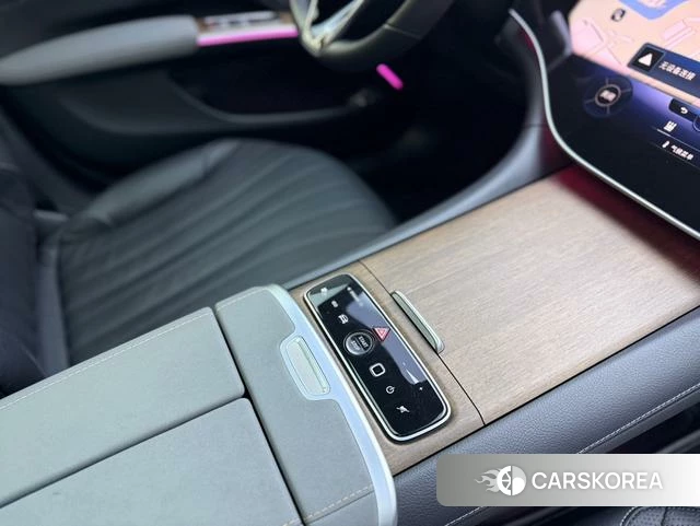 Mercedes-Benz EQS 2024 Темно-серый из Китая, фото 4