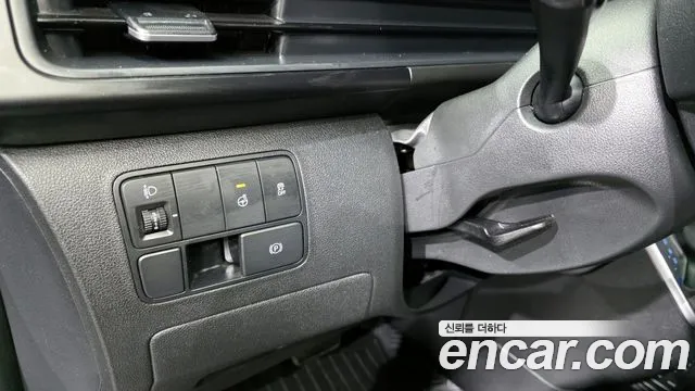 Hyundai Staria 2023 Серебристо-серый из Кореи, фото 4