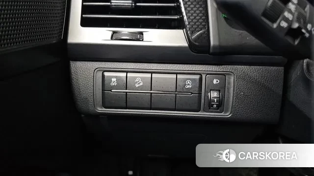 Ssangyong The New Rexton Sports Cannes 2022 Темно-зеленый из Кореи, фото 4