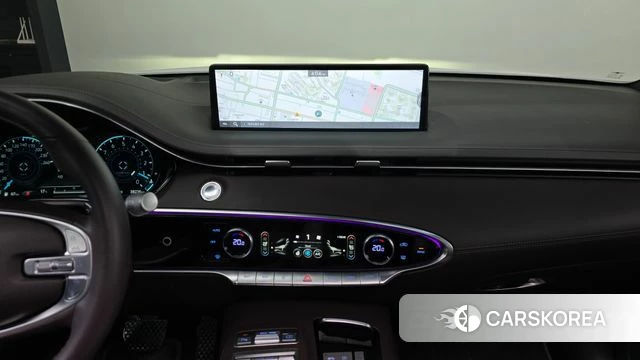 Genesis GV70 2023 Белый из Кореи, фото 4