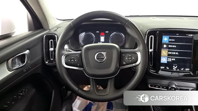 Volvo XC40 2018 Белый из Кореи, фото 4