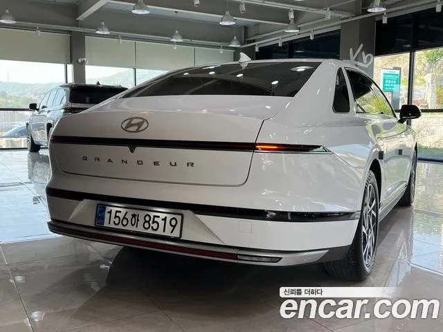 Hyundai Grandeur (GN7) id 2683779 из Кореи 4