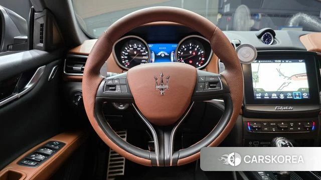 Maserati Ghibli 2018 Черный из Кореи, фото 4