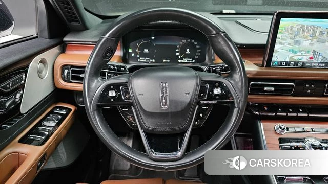 Lincoln Aviator 2nd generation 2021 Белый из Кореи, фото 4