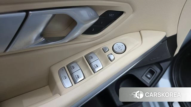 BMW 3 Series (G20) 2024 Цвет галактики из Кореи, фото 4