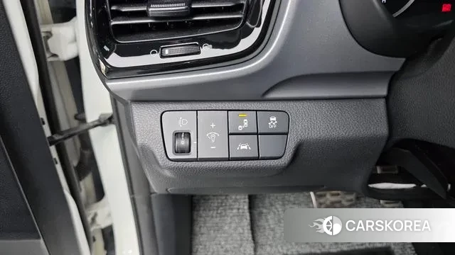 Kia Stonic 2018 Белый из Кореи, фото 4