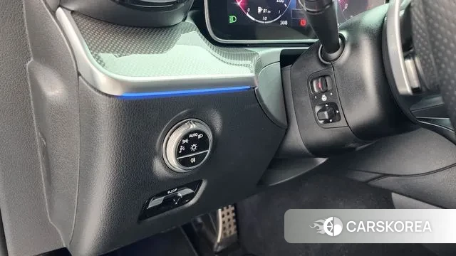 Mercedes-Benz C-Class W206 2022 Белый из Кореи, фото 4