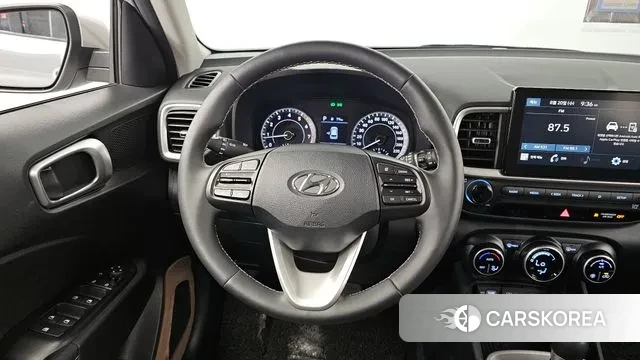 Hyundai Venue 2022 Серебристо-серый из Кореи, фото 4