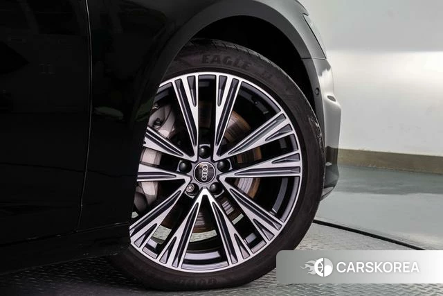 Audi A6L 2023 Черный из Китая, фото 4