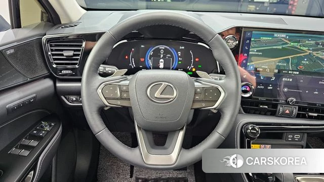 Lexus NX350h Second generation 2025 Серебряный из Кореи, фото 4