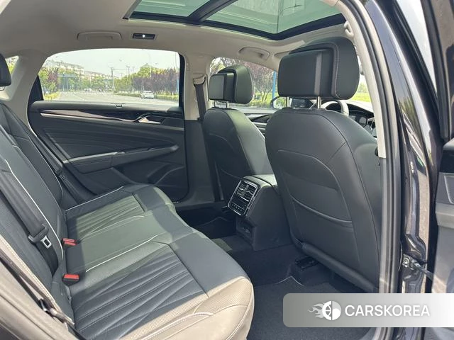 Volkswagen Passat 2021 Черный из Китая, фото 4