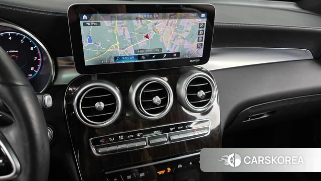 Mercedes-Benz GLC-Class X253 2020 Белый из Кореи, фото 4