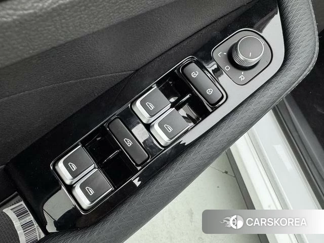 Geely Automobile Binrui 2026 Белый из Китая, фото 4