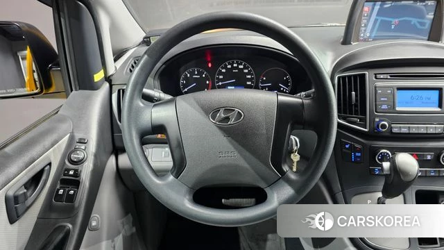 Hyundai The New Grand Starex 2018 Желтый из Кореи, фото 4