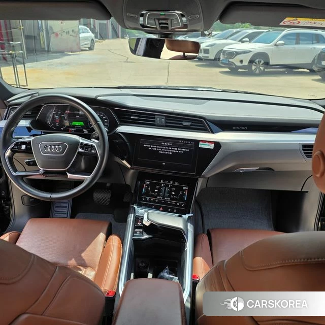 Audi e-Tron 2020 Черный из Кореи, фото 4