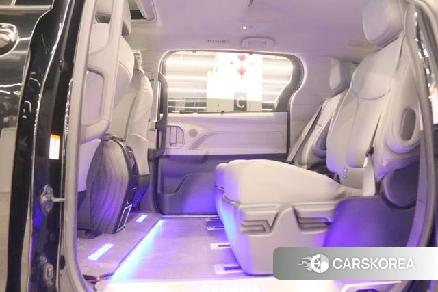 Toyota Grevia 2023 Черный из Китая, фото 4