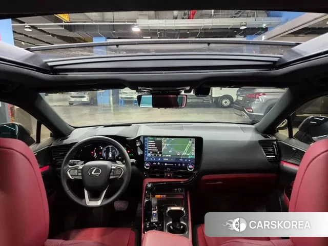 Lexus NX350h Second generation 2024 Песочный из Кореи, фото 4