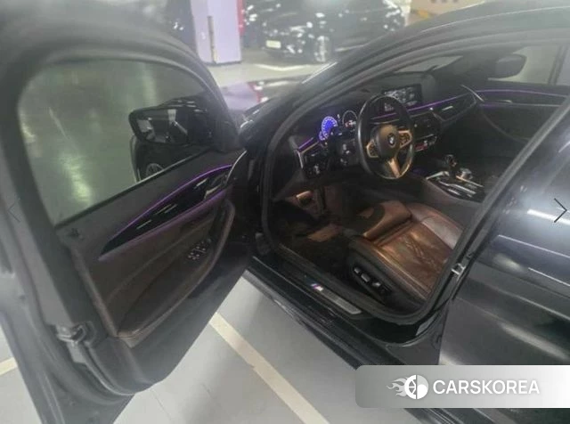 BMW 5 Series (G30) 2019 Черный из Кореи, фото 4
