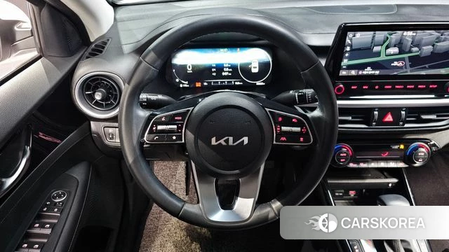 Kia The New K3 2nd generation 2021 Белый из Кореи, фото 4