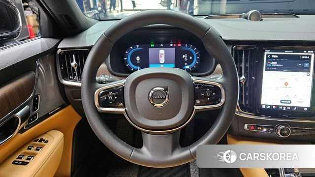 Volvo S90 2022 Черный из Кореи, фото 4